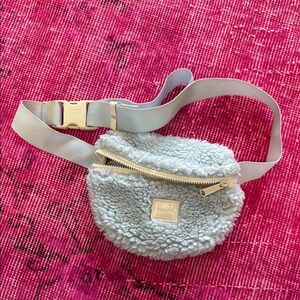 Herschel Supply Company Gray Crossbody Bag with Adjustable Strap